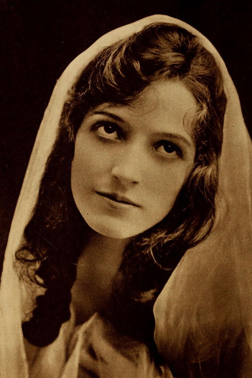 Photo of Miriam Cooper