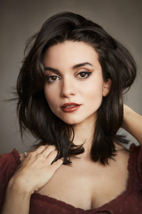 Photo of Lauren LaVera