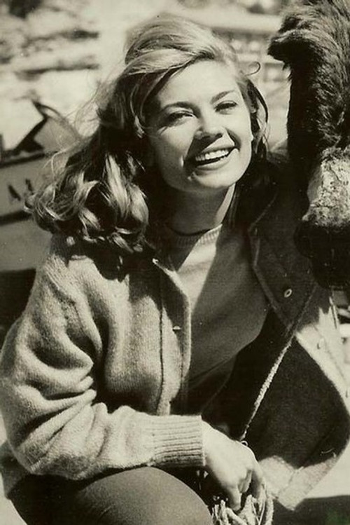 Photo of Nadia Sanders