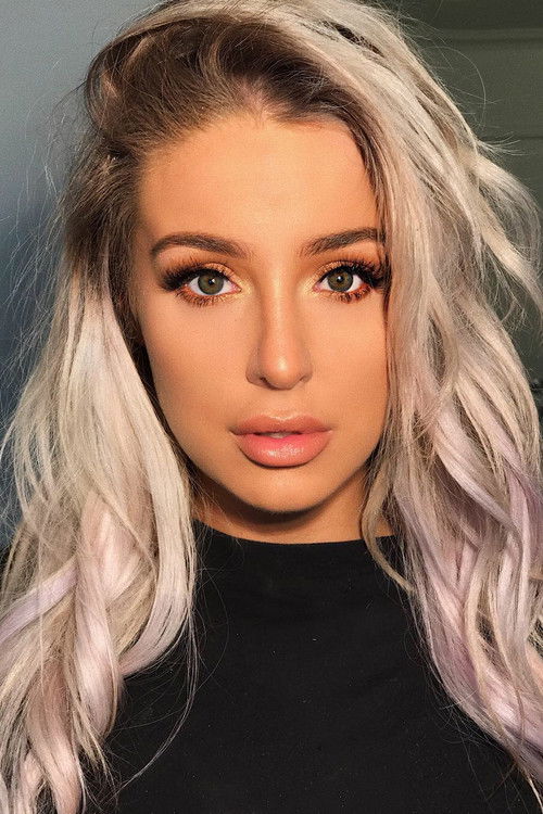 Photo of Tana Mongeau