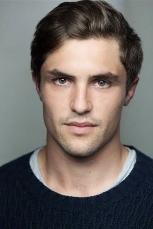 Photo of Phil Dunster