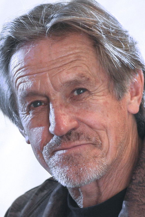 Photo of Miles Anderson