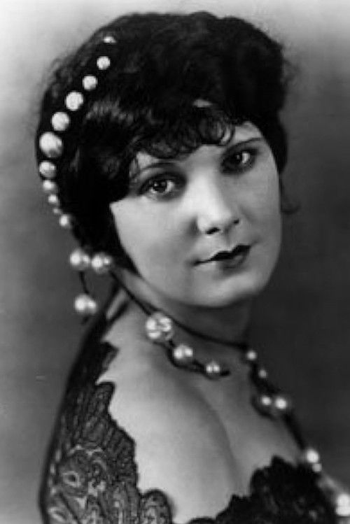 Photo of Leatrice Joy