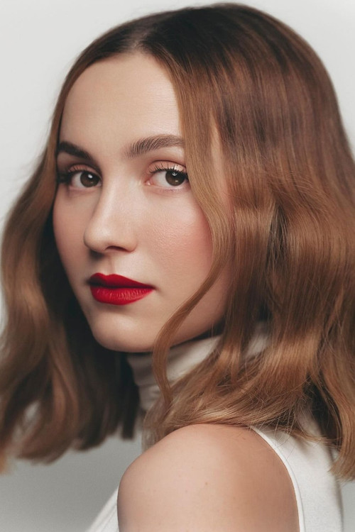 Photo of Maude Apatow