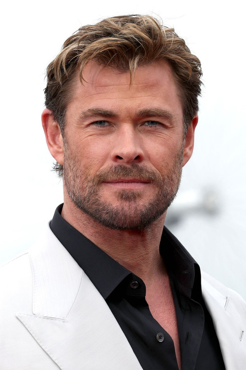 Photo of Chris Hemsworth