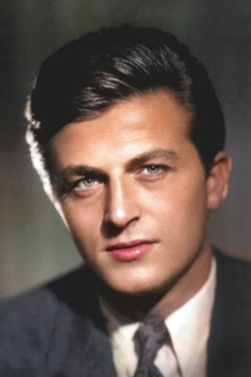 Photo of Müşfik Kenter