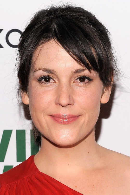 Photo of Melanie Lynskey