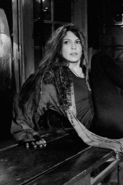 Photo of Vicky Harris