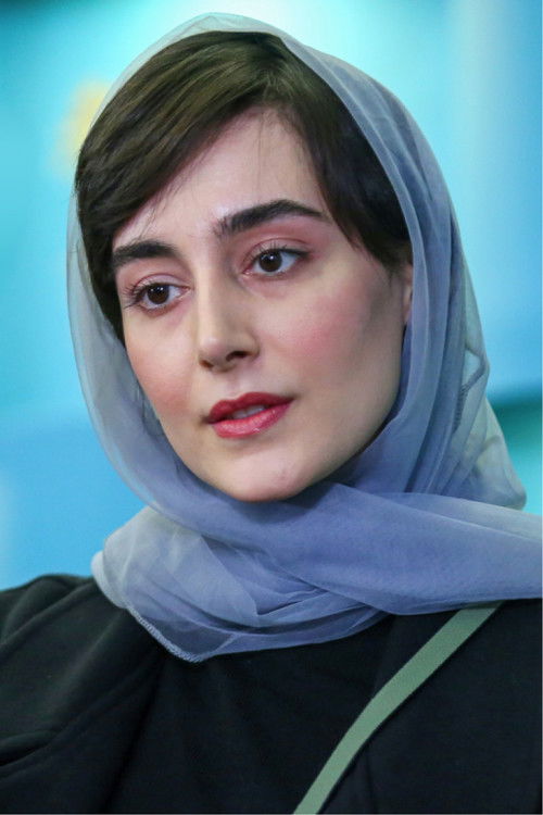 Photo of Azadeh Seifi