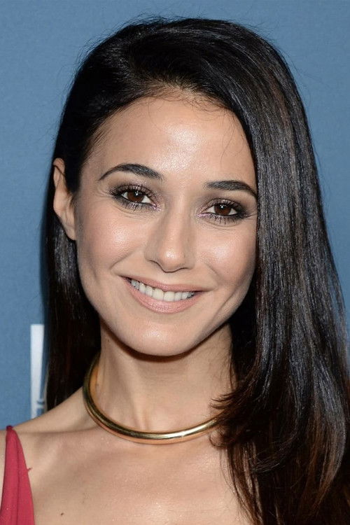 Photo of Emmanuelle Chriqui