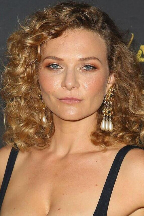 Photo of Leeanna Walsman