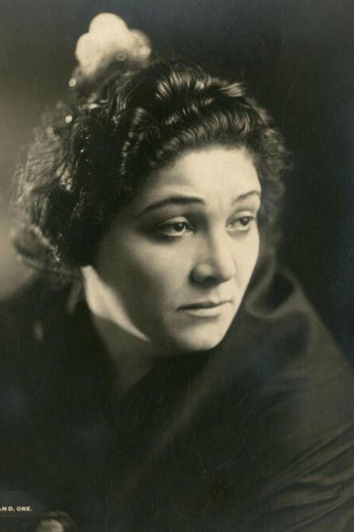 Photo of Vera Gordon