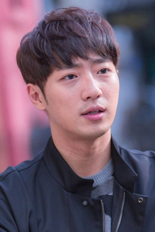 Photo of Lee Sang-yeob