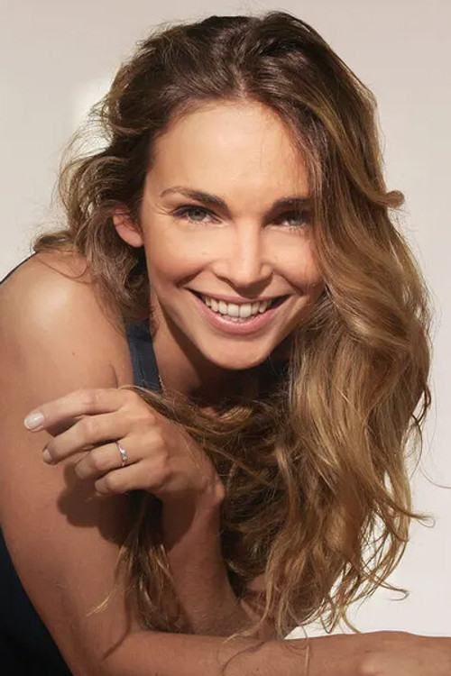 Photo of Claire Keim