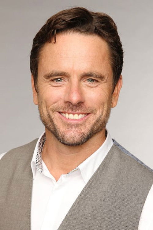 Photo of Charles Esten