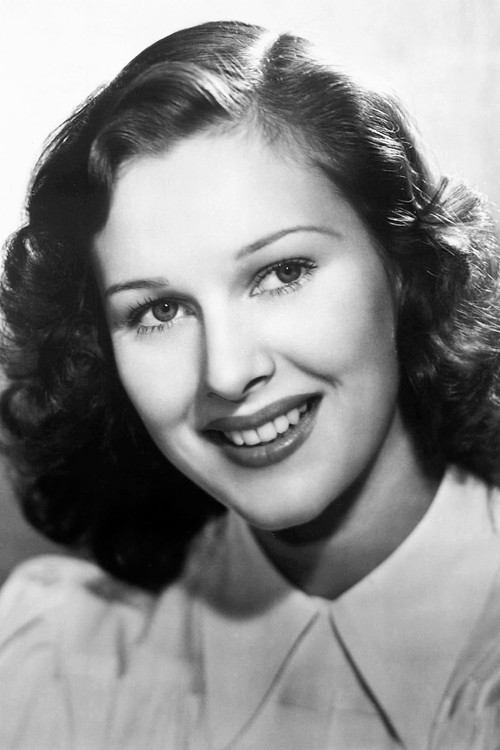 Photo of Lynne Roberts