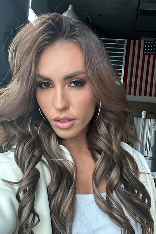 Photo of Kelsi Monroe