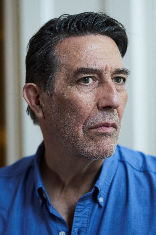 Photo of Ciarán Hinds