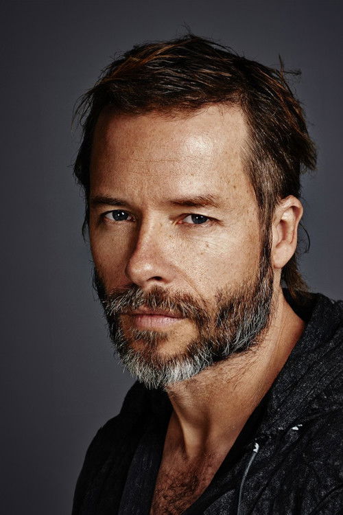 Photo of Guy Pearce