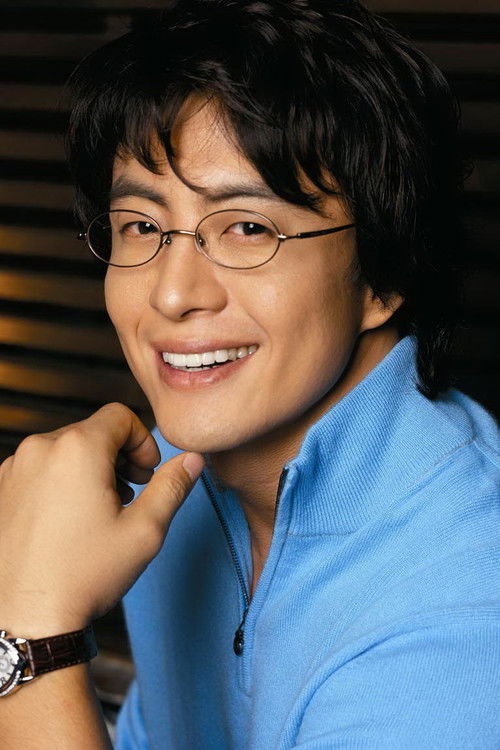 Photo of Bae Yong-jun