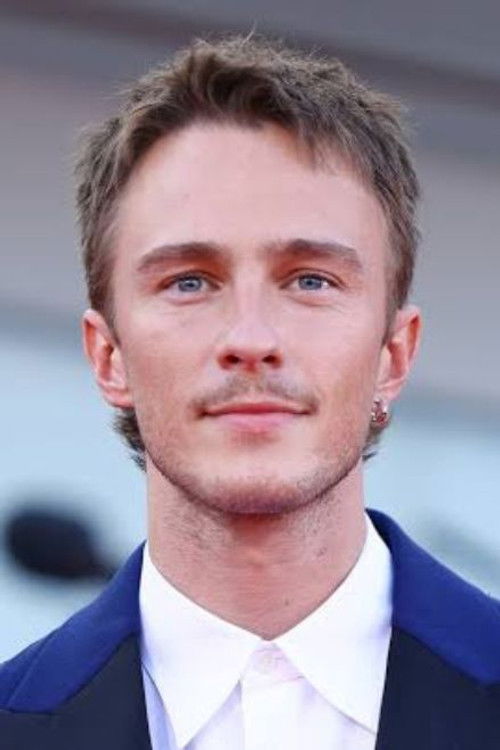 Photo of Drew Starkey