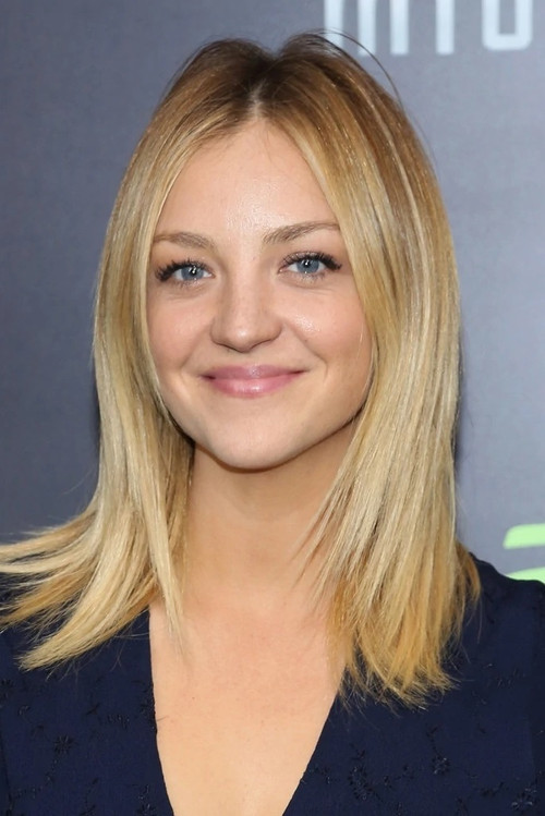 Photo of Abby Elliott