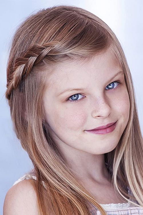 Photo of Molly Lewis