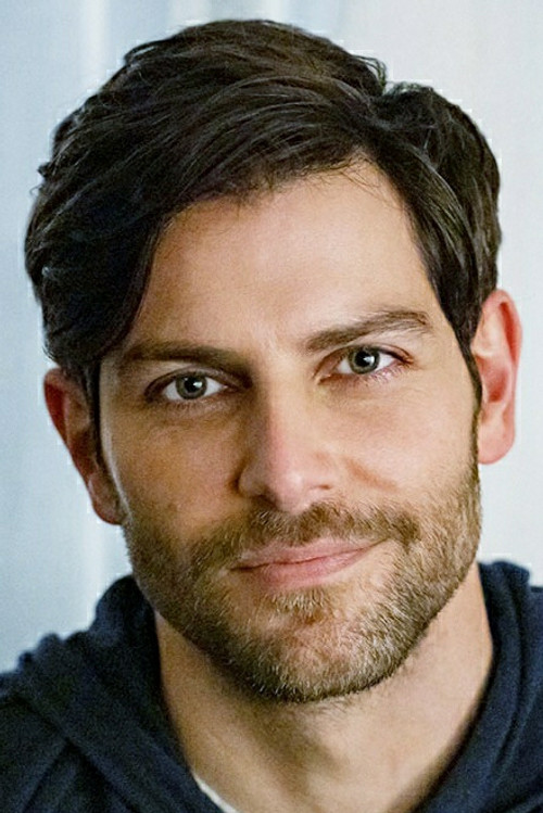 Photo of David Giuntoli
