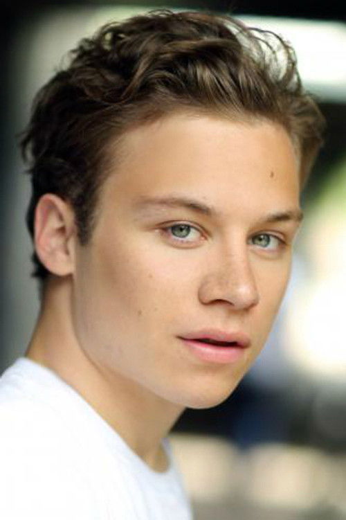 Photo of Finn Cole