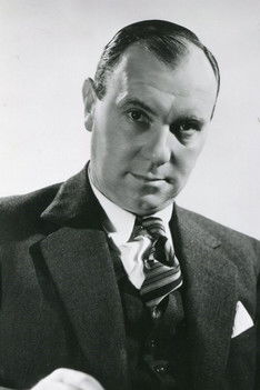 Photo of Ralph Richardson