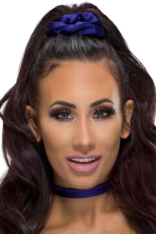 Photo of Leah Van Dale