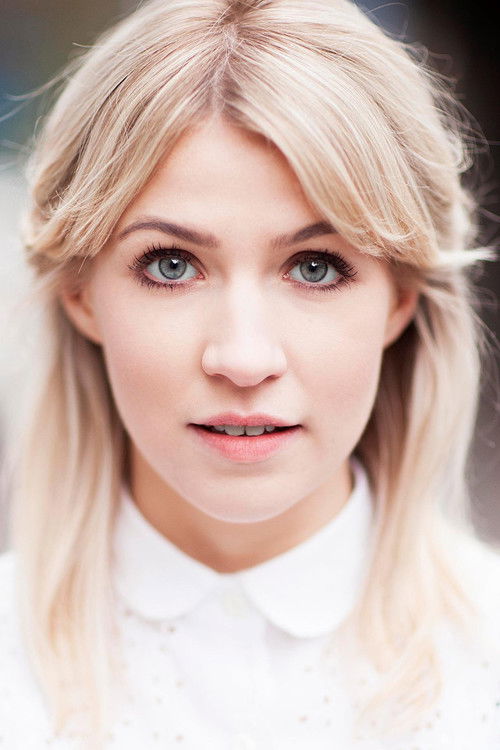 Photo of Laura Woodward