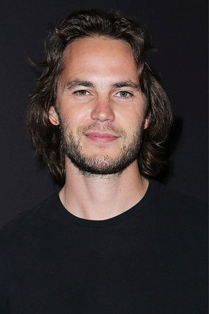 Photo of Taylor Kitsch