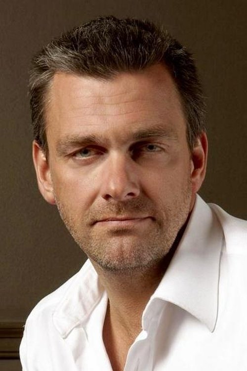 Photo of Ray Stevenson