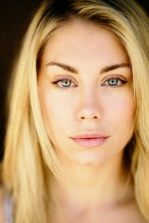 Photo of Jennifer Holland