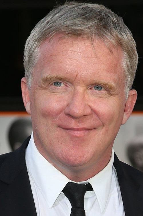 Photo of Anthony Michael Hall