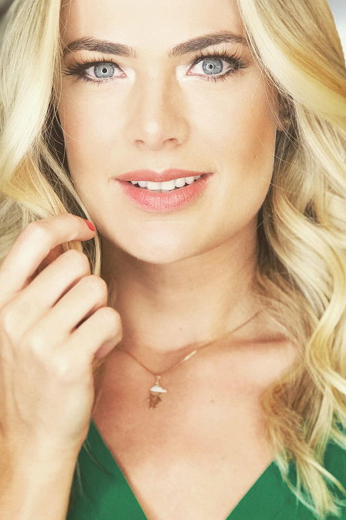 Photo of Thaís Pacholek