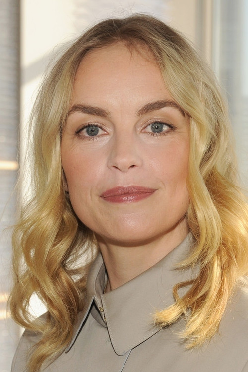 Photo of Nina Hoss