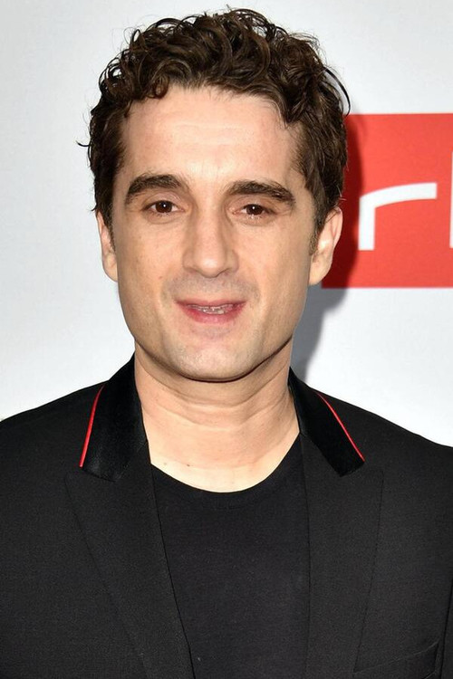 Photo of Oliver Wnuk