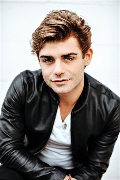 Photo of Garrett Clayton