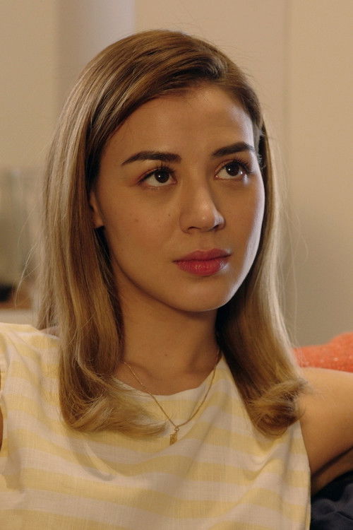 Photo of Carla Dunareanu