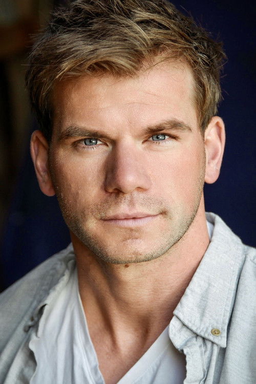 Photo of Derek Poole