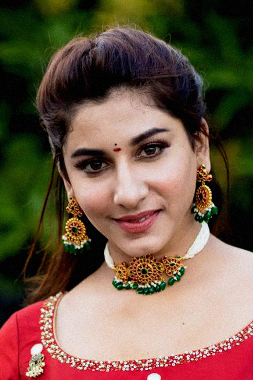 Photo of Vishnu Priya Bhimeneni