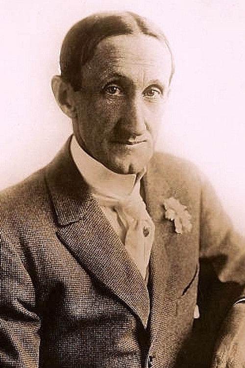 Photo of Frank Hayes