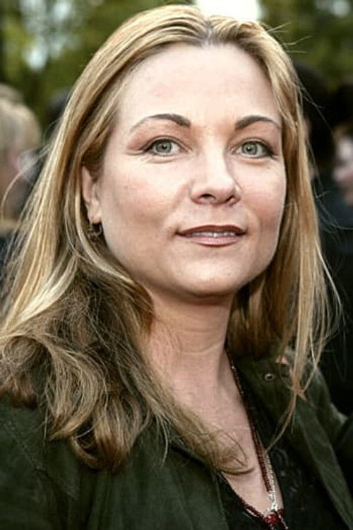 Photo of Theresa Russell