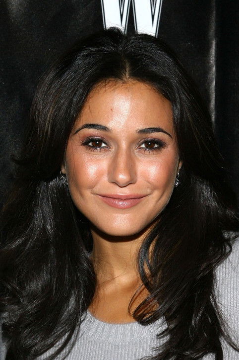 Photo of Emmanuelle Chriqui