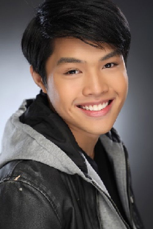 Photo of Elijah Canlas
