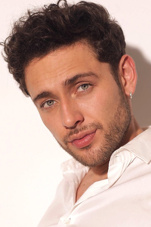 Photo of Carlos Báez