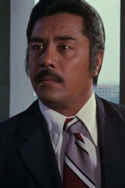 Photo of Vic Silayan