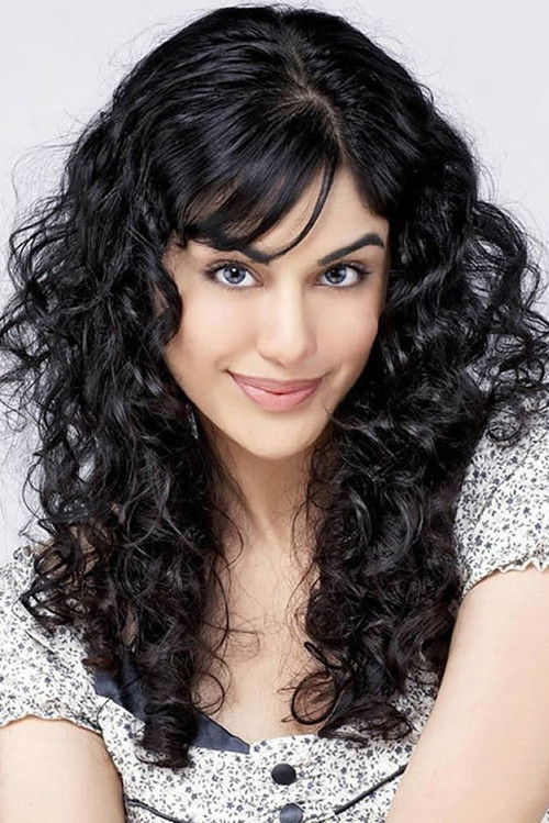 Photo of Adah Sharma